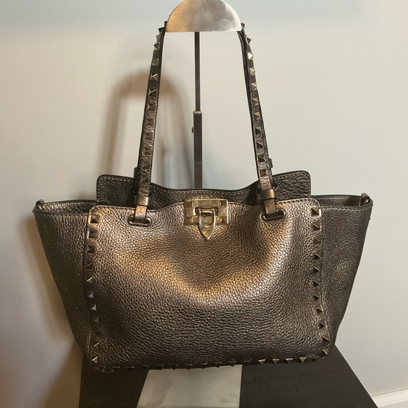 Valentino Garavani Rock Stud Tote 2 Way - Picture 15 of 15